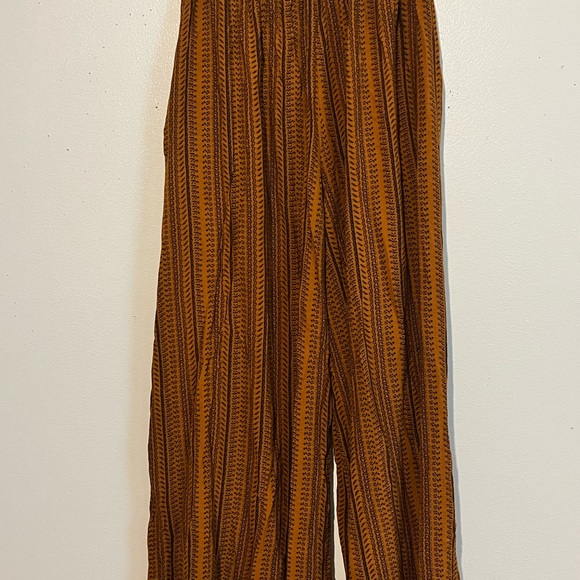 Bucket list Medium Tribal Orange and Black Wide Leg Paper Bag Pants - Picture 2 of 4